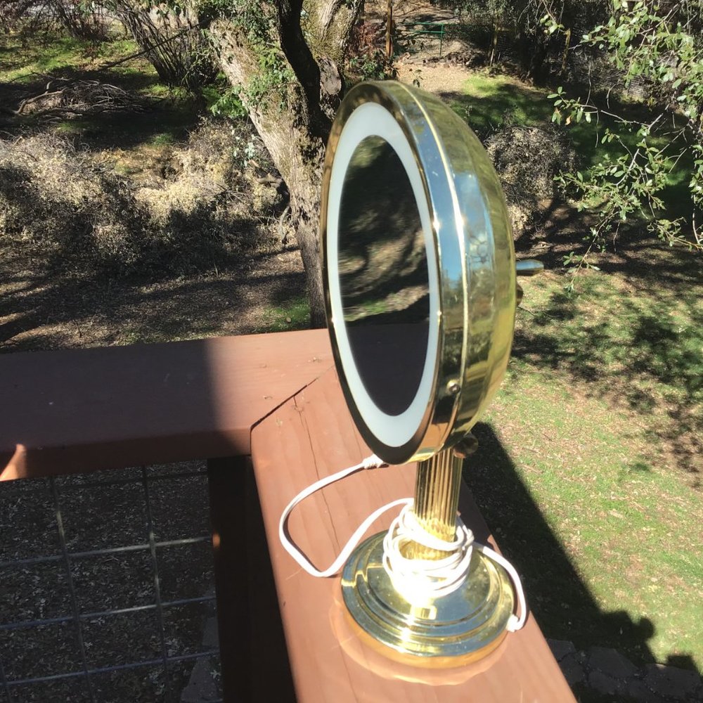 Brass Adjustable Magnified Lighted Vanity Table Mirror PRICE BREAK 11/17/23 - Picture 3 of 5